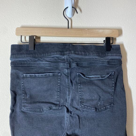 Spanx Women's Vintage Distressed Ankle Skinny Jeans Black Pull On Size Medium - Picture 8 of 16